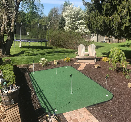 Indoor and Outdoor Putting Green