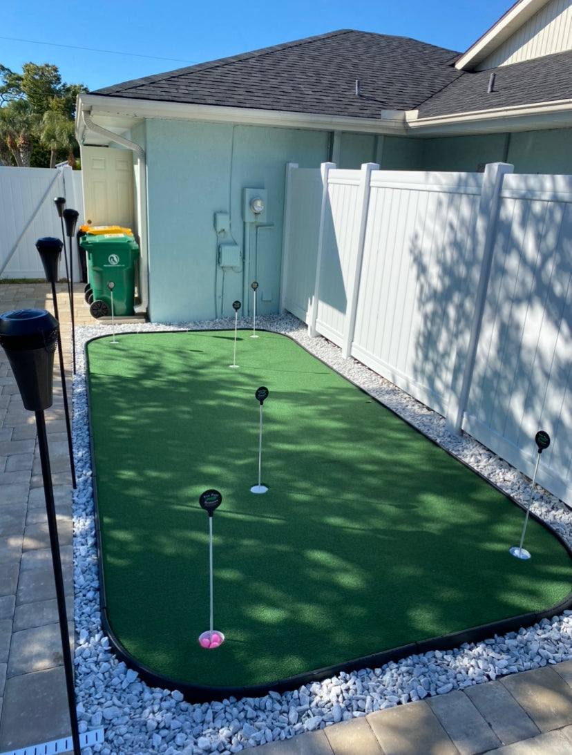 Modular Outdoor Putting Green